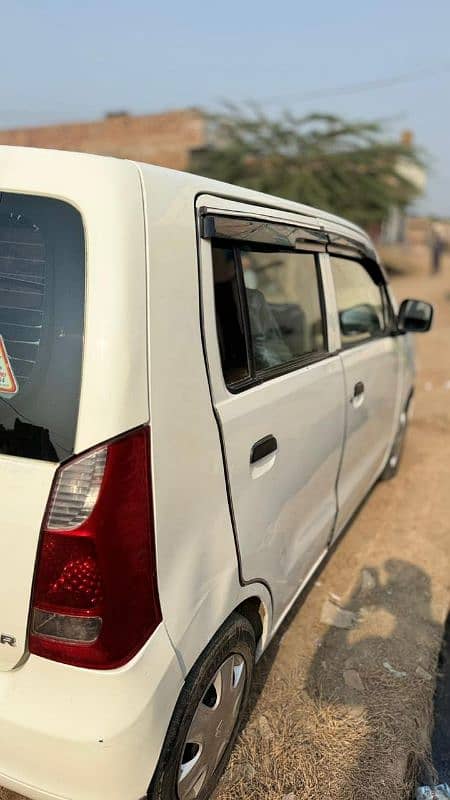 Suzuki Wagon R 2018 5