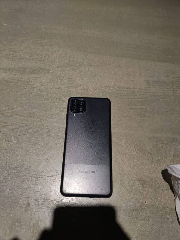 Samsung a12 0