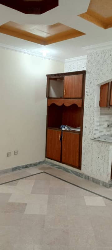 2 Beds flat available for rent 2