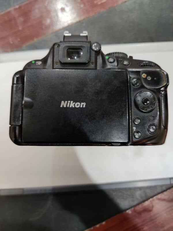 Nikon DSLR D5200 1