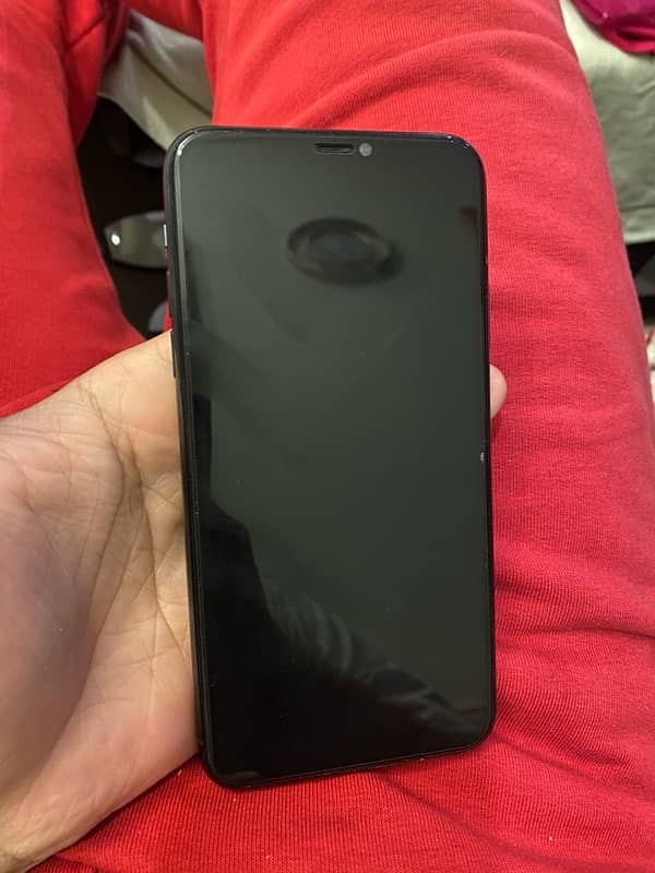 IPhone 11 Pro Max 256Gb PTA approved 4