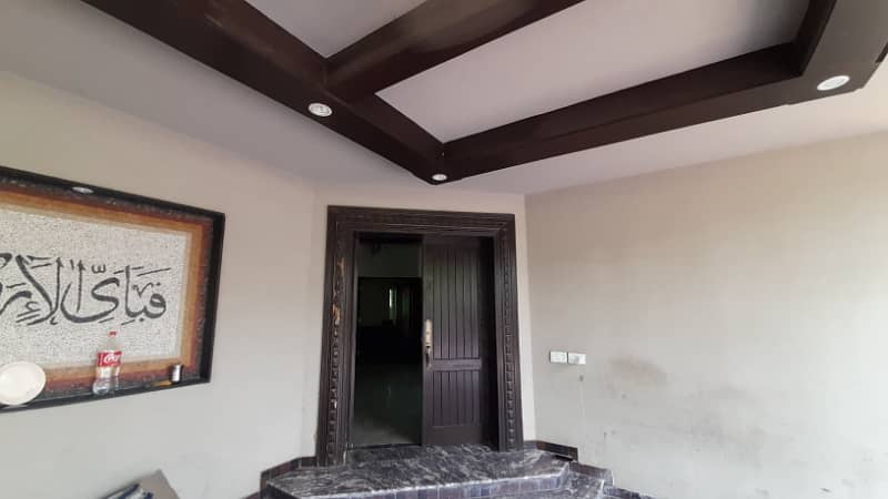 Cantt properties offers 1 Kanal House for sale in cavalry ground 0