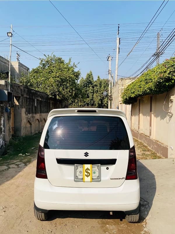 Suzuki Wagon R 2018 1