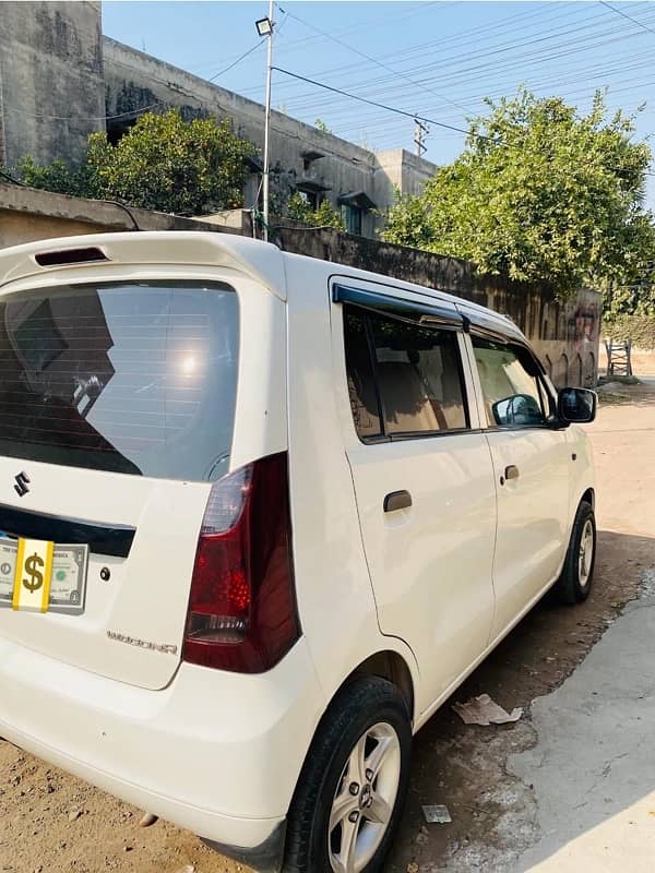 Suzuki Wagon R 2018 5