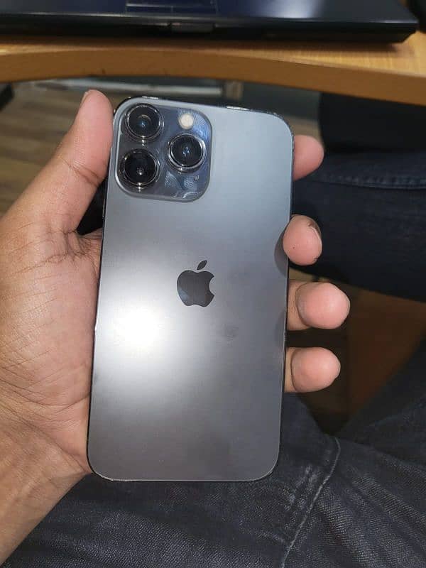 iPhone Xr 128 gb converted 13 pro non pta 2