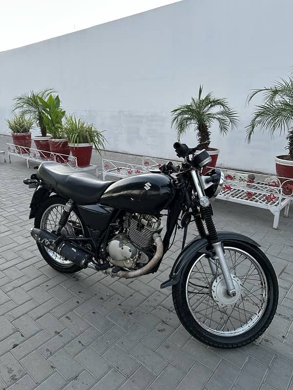 Suzuki GS 150 Neat and Clean Condition 0