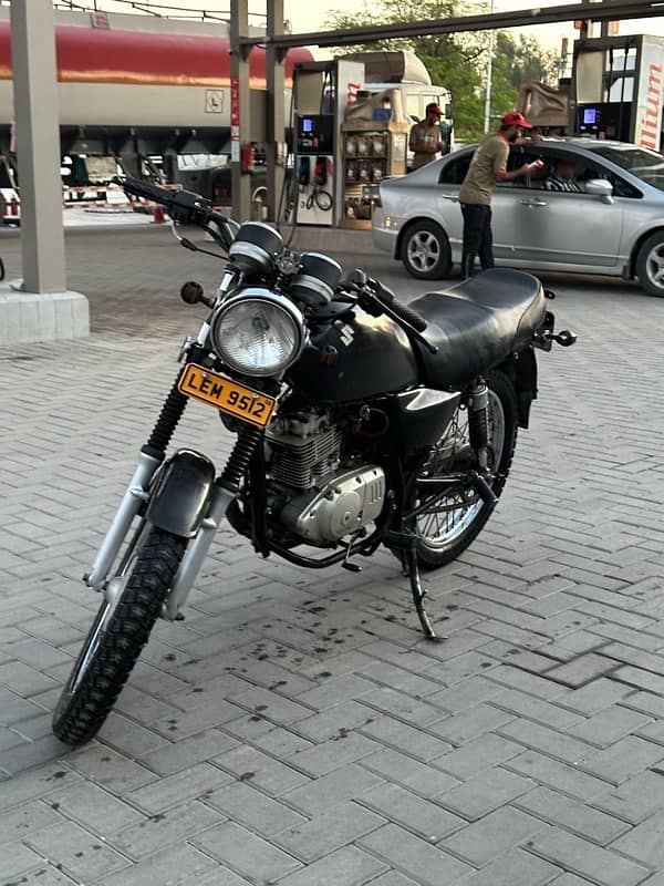 Suzuki GS 150 Neat and Clean Condition 5