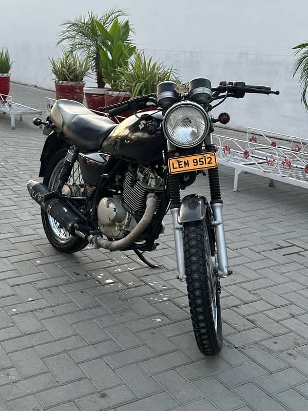 Suzuki GS 150 Neat and Clean Condition 7