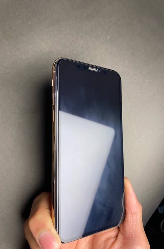 iphone Xs golden  non pata 4