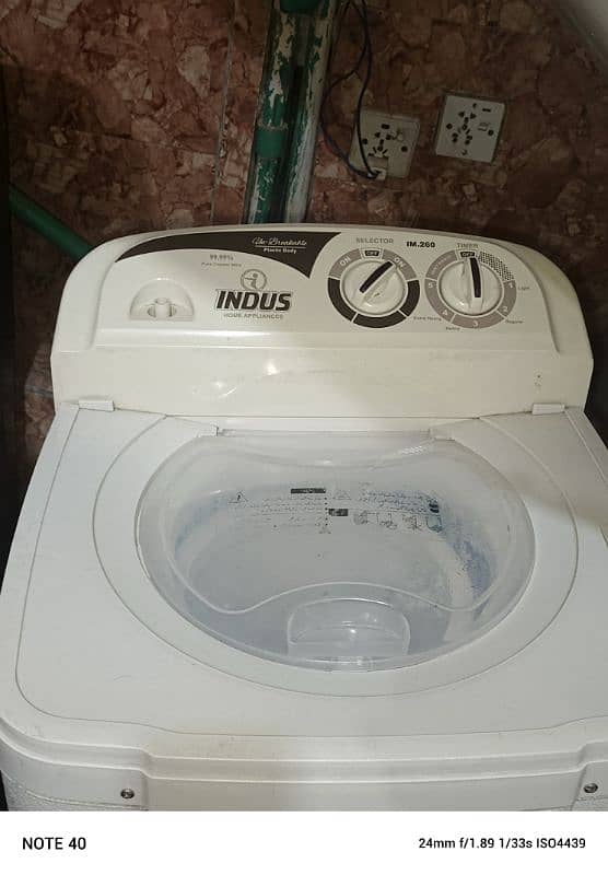 Spin Dryer For Home Use Best condition. 9