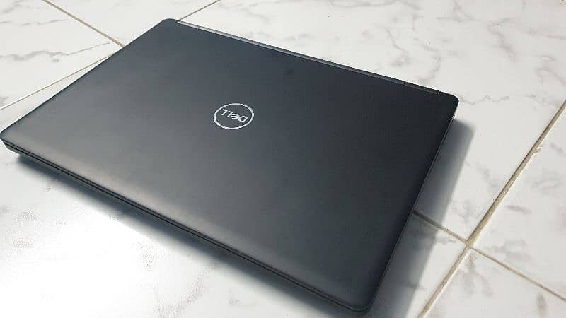 Dell Latitude 5490 1