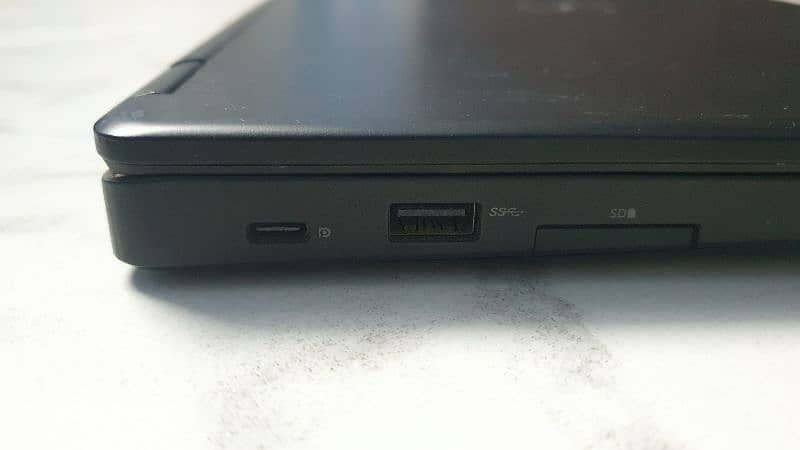 Dell Latitude 5490 4