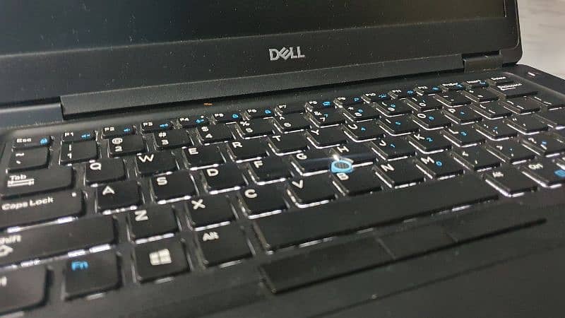 Dell Latitude 5490 17