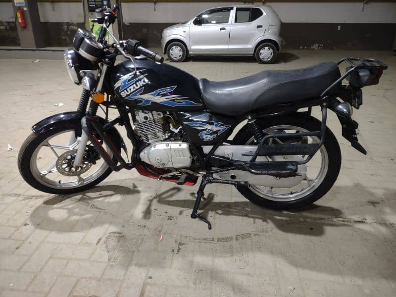 Suzuki 150 2022 model Karachi number 03182509716 0