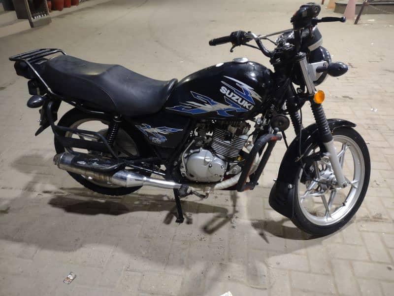 Suzuki 150 2022 model Karachi number 03182509716 1