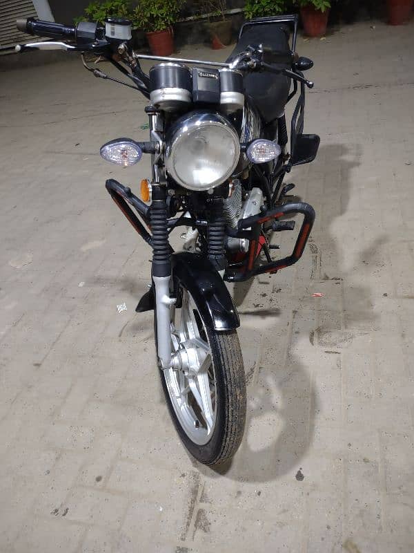 Suzuki 150 2022 model Karachi number 03182509716 2