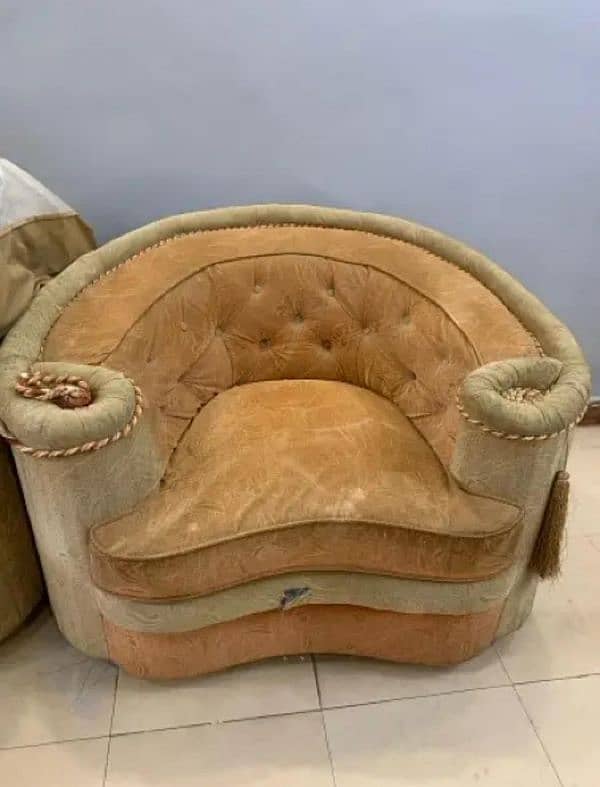 7 Seater sofa set in good condition 1