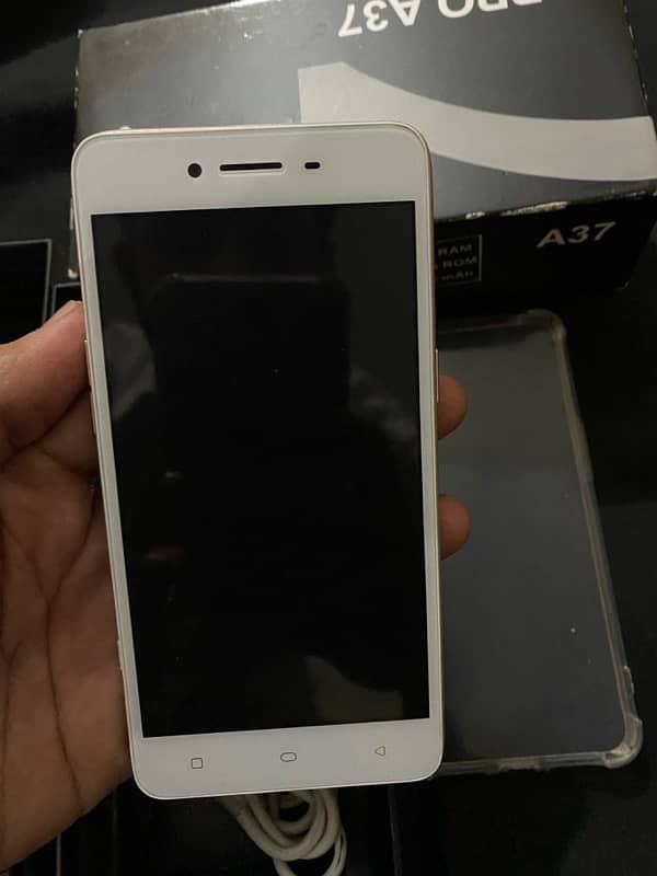 Brand New OPPO A37 fresh piece 3