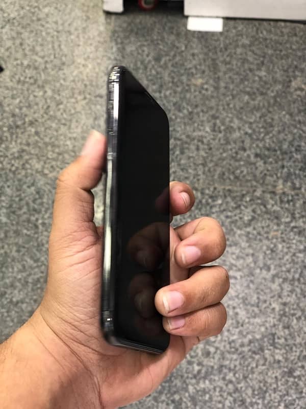 iphone x 256gb pta approved neat nd clean 3