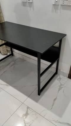 study/table