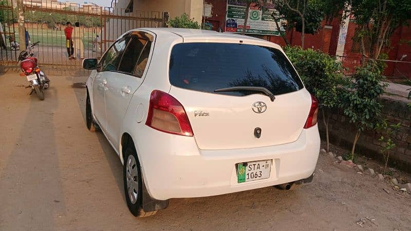 Toyota Vitz 2005 3