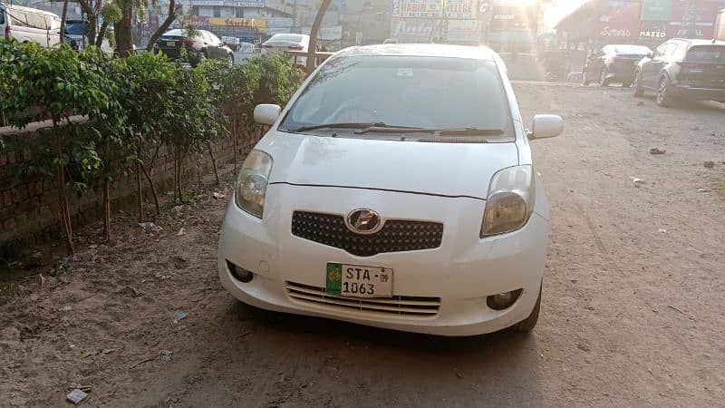 Toyota Vitz 2005 4