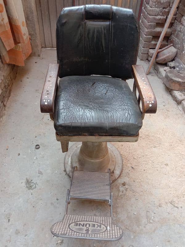 Keune Barber Chair for Sale 4