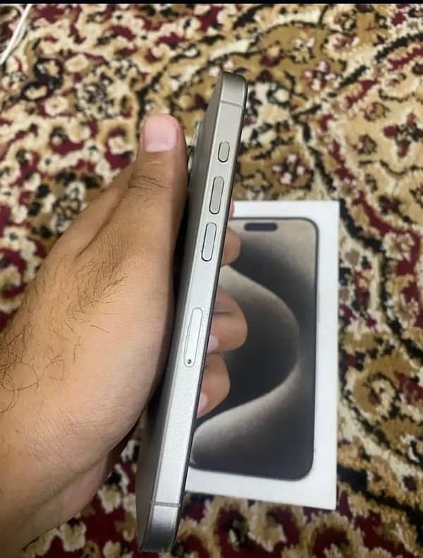 Iphone 15 Pro NON PTA 2