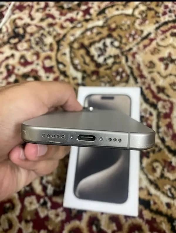 Iphone 15 Pro NON PTA 4