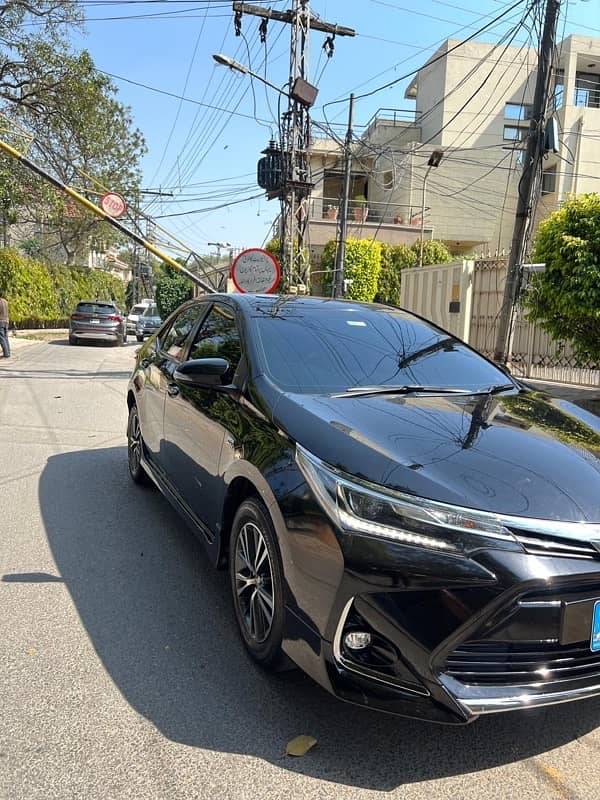 Toyota Altis Grande 2018 1