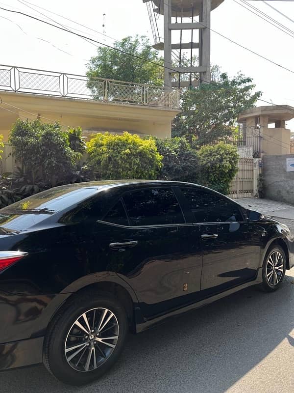 Toyota Altis Grande 2018 3