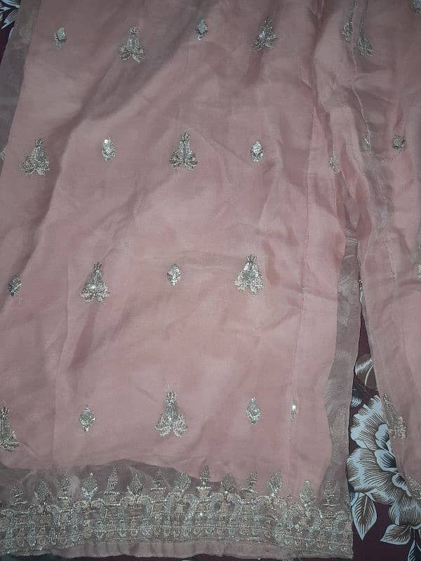 branded dress almost new 4