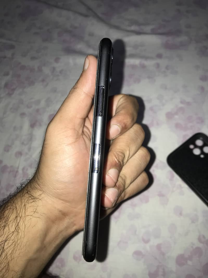 Iphone 11 pro 2