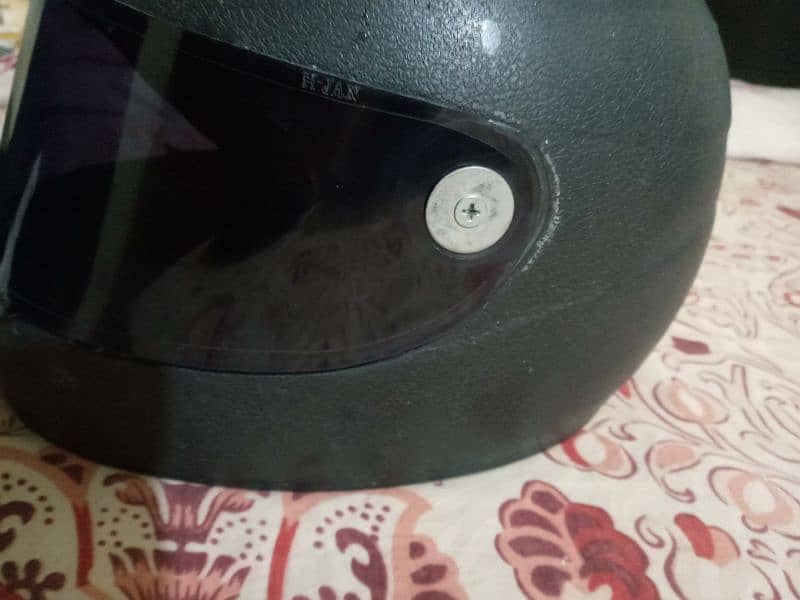 Good in condition Helmet for sale 3