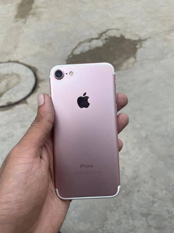 iphone 7 non PTA 32gb 1