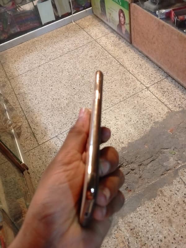 iphone Xs duel pta approved 3