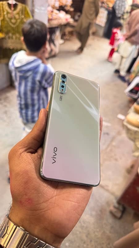 Vivo S1 0