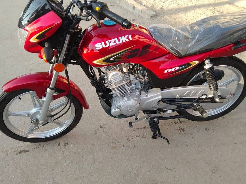 Suzuki 110   2023    0 meter 2