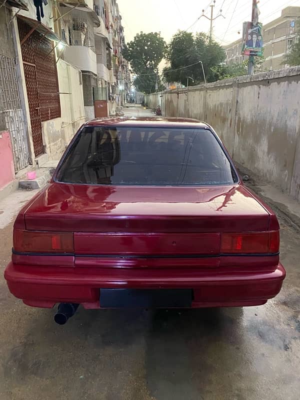 Honda Civic EXi 1988 4