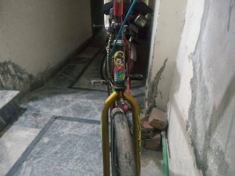 Cycle in used but good condition 2