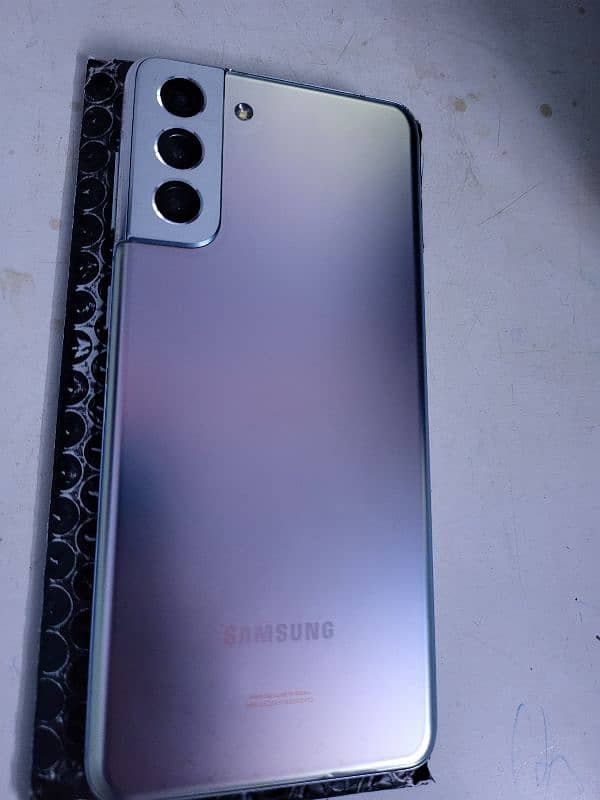 Samsung s21 plus approved 7