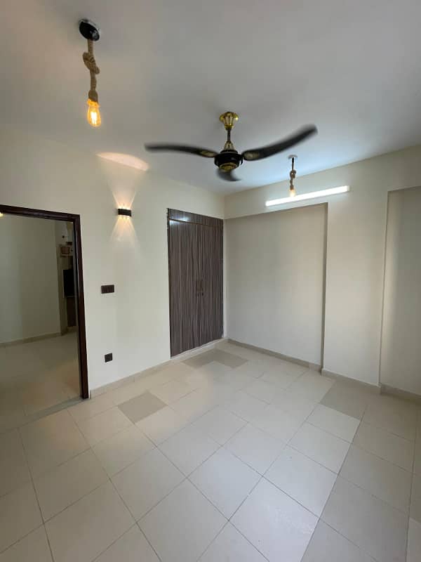 Studio Apartment For Sale 2nd Floor Fully Renovated 4