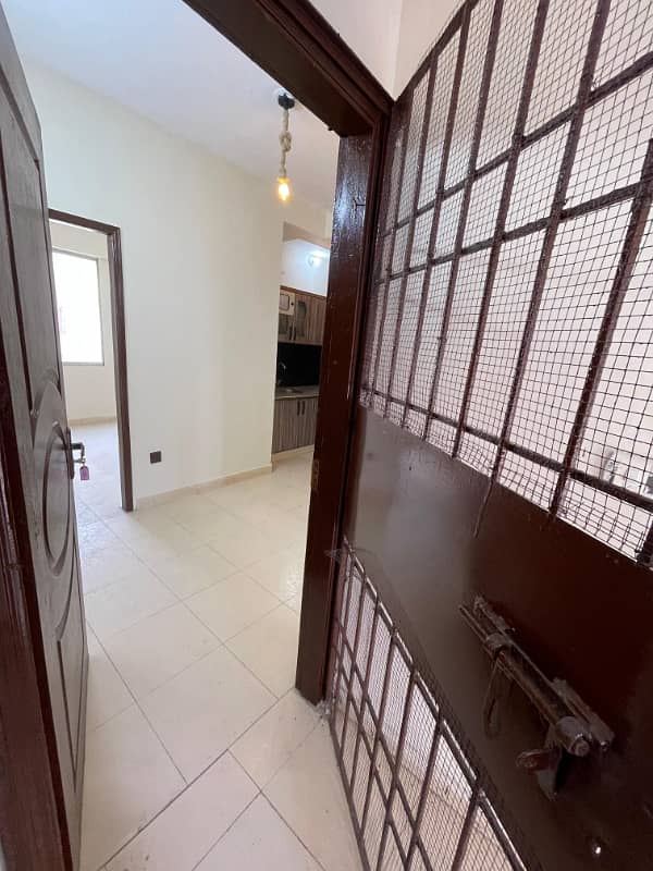 Studio Apartment For Sale 2nd Floor Fully Renovated 8