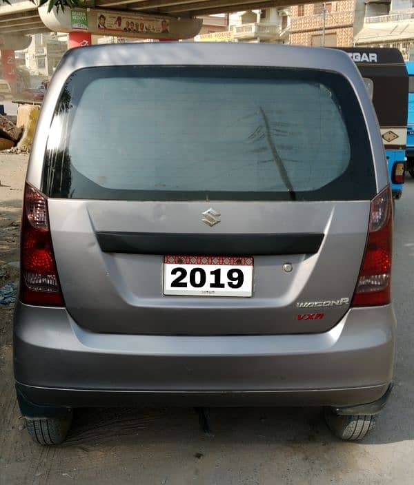 Suzuki Wagon R 2019 1