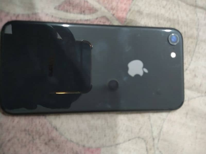 I phone 8 64 gb non pta 10 by 10 condition 5