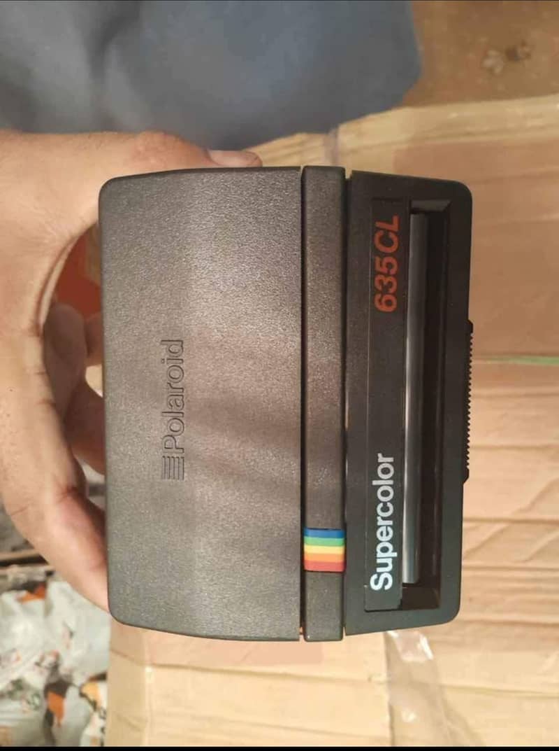 Polaroid Supercolor 635 CL Instant Camera – Vintage Retro Classic with 10