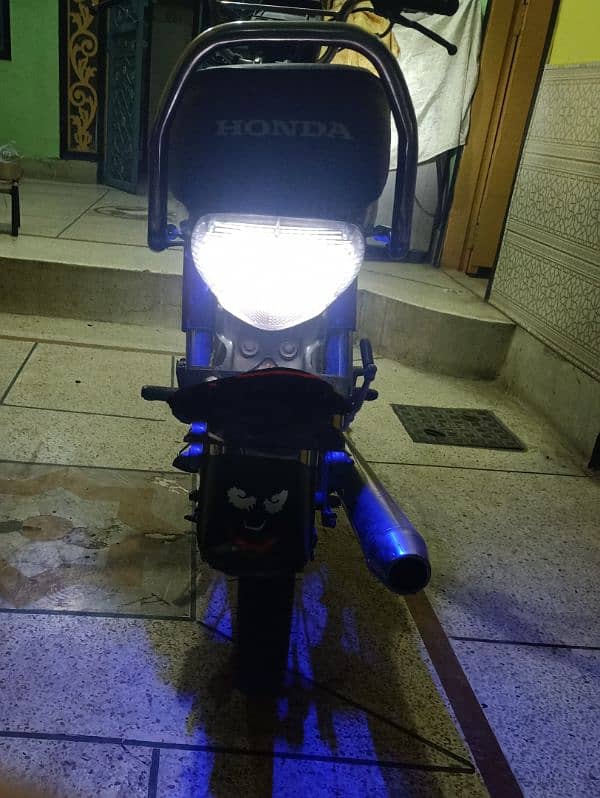 Honda CD 70 3