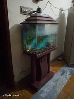 FISH AQUARIUM 10/9 CONDITION WITH FILTER AND LED LIGHT