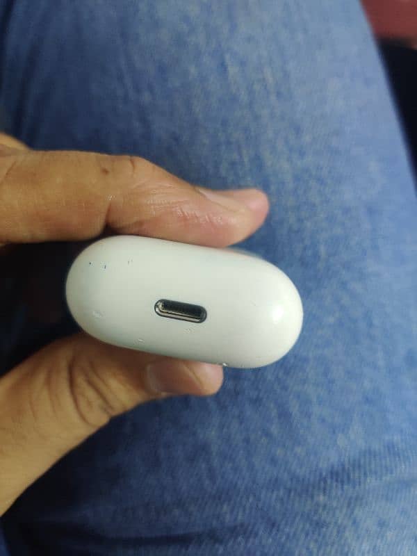 Apple Airpods 2nd Gen Original (read ad) 3