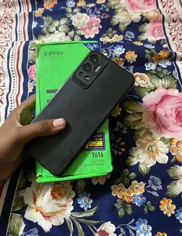 infinix hot 12 4